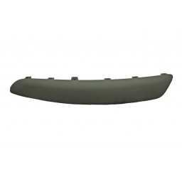 MOLDURA IZQ. NEGRA PARAGOLPE DELT.