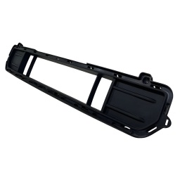 REJILLA CENTRAL PARAGOLPE DELT. S/AGUJERO SENSOR