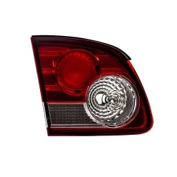FARO TRASERO INTERNO IZQ.